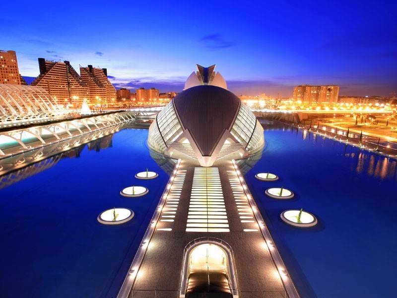 golpeo en la puerta y no se oyo nada mas