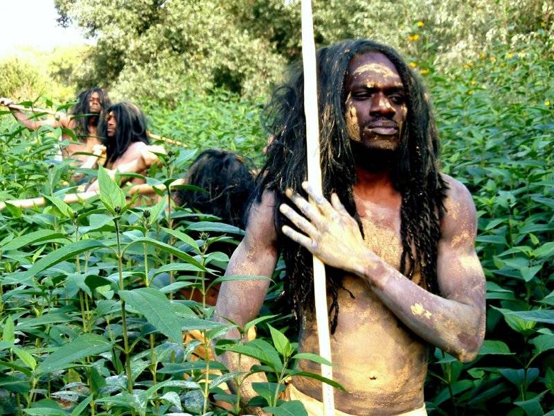 solo habia casas marrones y pequenas con pocas ventanas